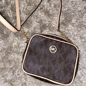 Michael Kors purse